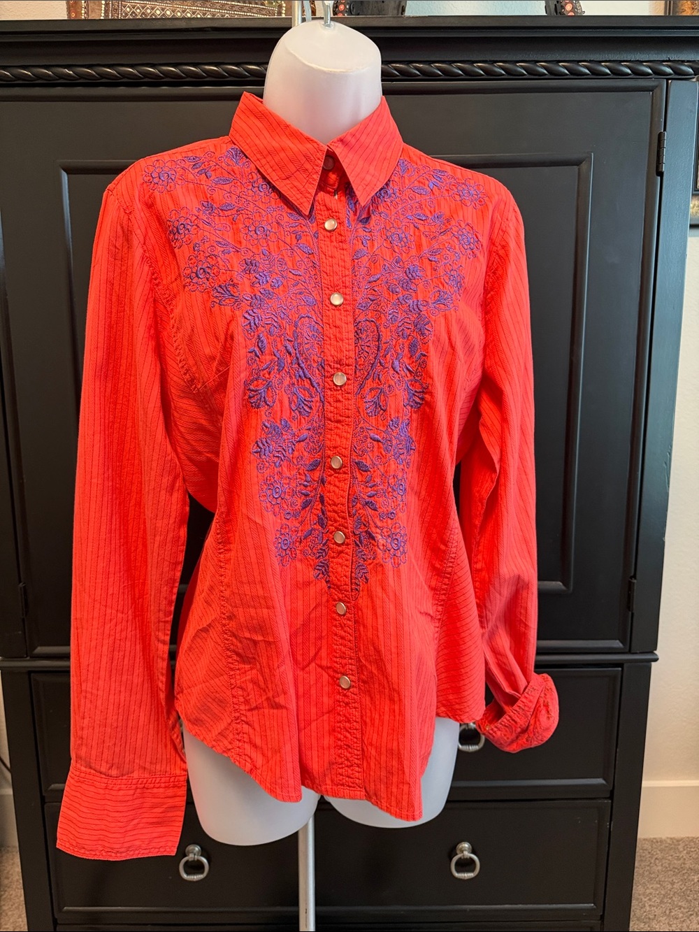 3J Workshop Women’s Red Embroidered Button-Up Shirt